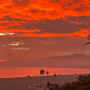 Overcoming the wildfires requires all Angelenos to support one another. By helping just 1 person rebuild their life, we can restore our community. | Union Rescue Mission