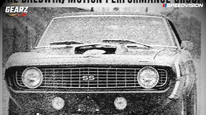 Stacey David dishes the scoop on this aftermarket fiberglass L88 hood for a 2nd gen #Camaro. Stream #Gearz on weekends on #Speedvision. Link to watch in bio. #gearznation | Speedvision Media Group