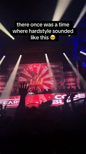 Hard Kick Raver on Instagram: "Crowd at oasis was incredible #hardstyle #euphorichardstyle #hsuevents #knockout2025"