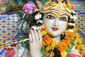 Madhurashtakam: Lyrics and Meaning - Hinduism Outlook