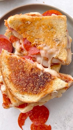 65K views · 202 reactions | This amazing pizza grilled cheese has all...