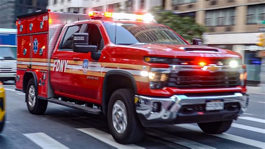 【4KHD】是飞行时间！纽约市消防局 FDNY EMS紧急车辆在曼哈顿东区出勤医疗急救