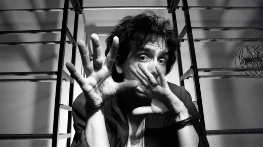 ‘Tim Burton: Life In The Line’ Trailer: Star-Studded Docuseries About Filmmaker Sets October Streaming Debut