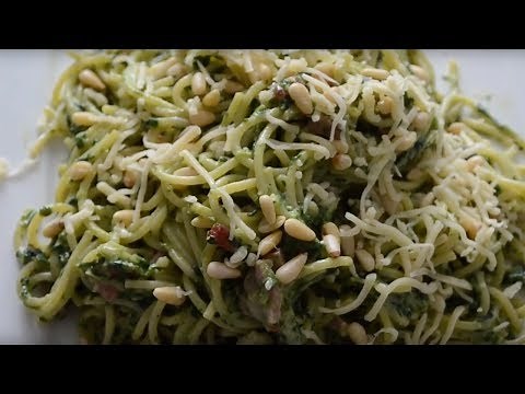 Spaghetti met spekjes en spinazie