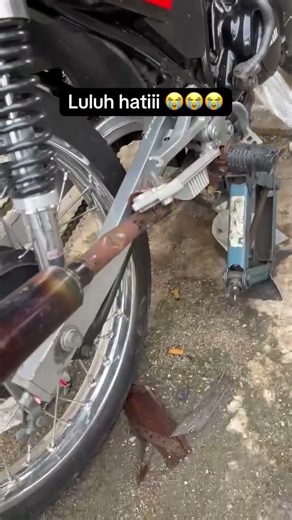 RXZ Hanya Mampu Merancang