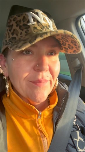 New nails 💅🏽 in love 😍 I swear by nail lounge in Northfield ❤️ hubby at the end…doggin 🤦🏻‍♀️😂😂😂 #nailart #newnails #shopping | Margo Heath