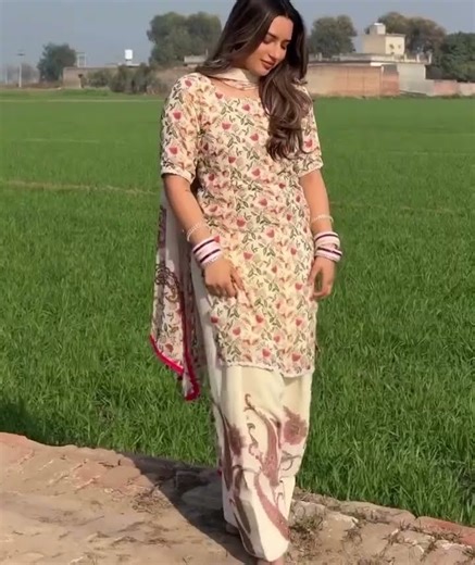 #fashion #punjabmade #weddingclothes #bride #weddingdress #punjabisong #weddingattire #wedding