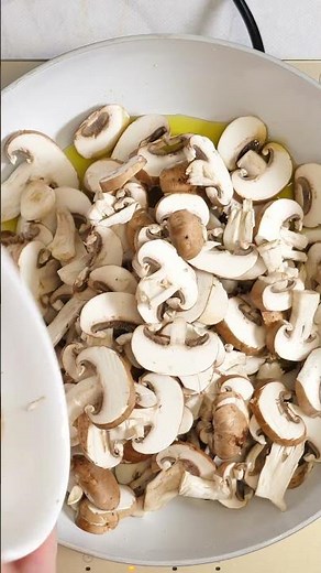 Sautéed Mushrooms Recipe (Ready in 10 Minutes!)