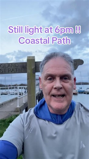 Get your Running Motivation here - Lighter nights mean evening trail running #running