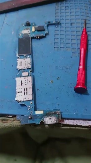 J7 6 LCD problem solved and charging base change jumper wire solution #pocsag #iphone #samsungcom ..