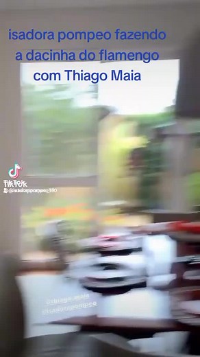 Isadora Pompeo e Thiago Maia Dançando a Dança do Flamengo