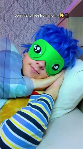 Mom caught me in 4k! 📺🙀 #funny #plottwist