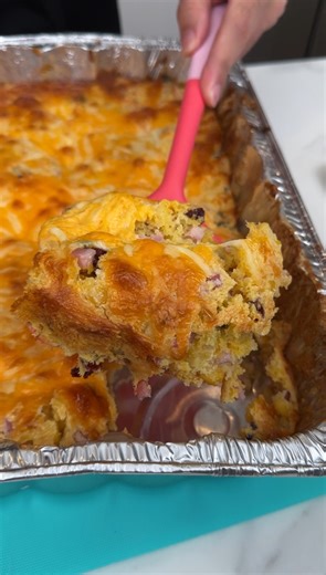 Easy, delicious and festive! I make a delicious homemade cornbread recipe for me and my family! | Yum & Done Recipes