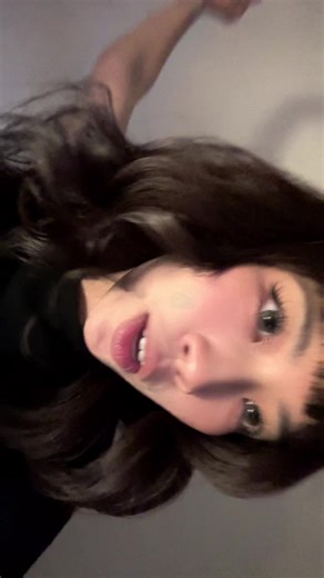 Tayra (@tayrabangs)’s videos with original sound - 100 days - 100 audios