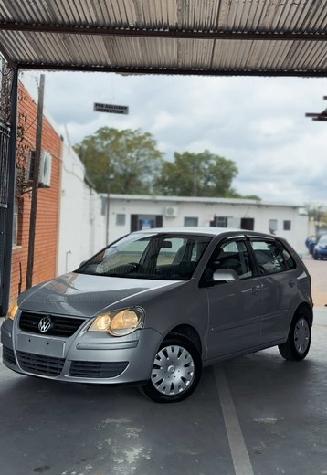VW Polo 5 1.4L: Big Attitude, Pure Energy!