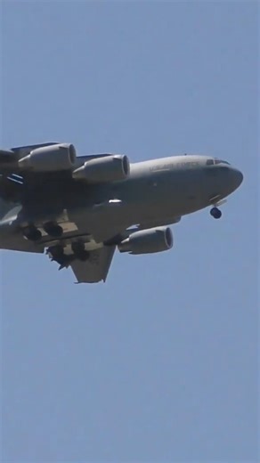 Up Close with the C-17 #subscribe #military #aviation 🔥