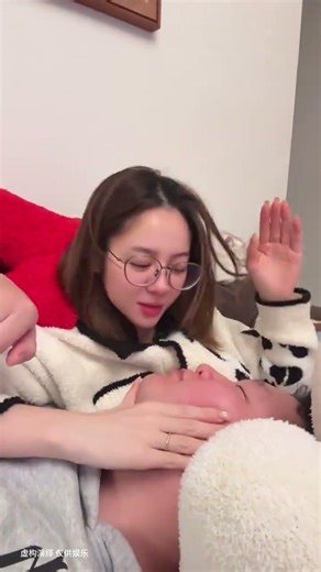 Inside the Lives of Couples: Real-Life Love Stories