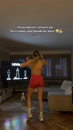 Eva Besserer | Homeworkout Queen on Instagram: "Findest du unter „Immersive interactive railroad escape“ auf YouTube 💪🏼 #immersiveinteractive #immersiveinteractive #warmup"