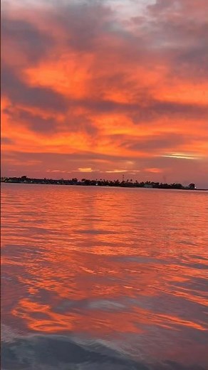 Labon ko - lyrics with english translation #bollywoodsonglyrics #song #love #labonko