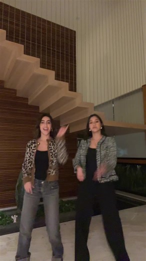 Videos de elsa (@elsafabretto) con “original sound - Bri”