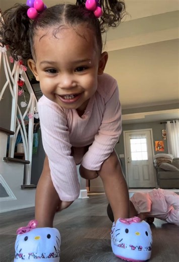 She had me cracking up when she threw the baby😭🤣#booktok#boochallenge#baby#girl#funny