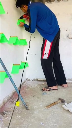 perch install for pigeons sitting ਕਬੂਤਰਾ ਦੇ ਬੈਠਣ ਲਈ ਸਟੈਂਡ ਲਾ ਤੇ