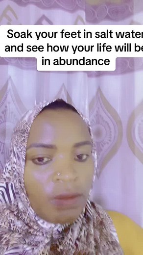 Benefits of Soaking Feet in Sea Salt