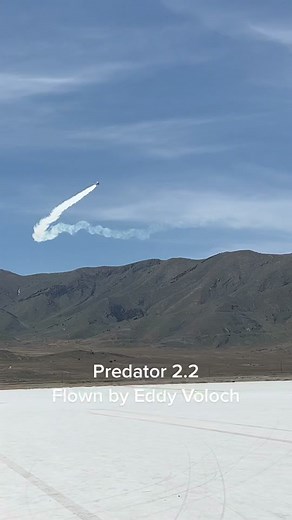 Turbine Powered RC Predator 2.2 Flown by Eddy Voloch #rc #rcairplanes #rcjets #turbine #predator #smokescreen #airshow