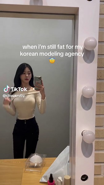 Achieving the Perfect Look for Korean Modeling