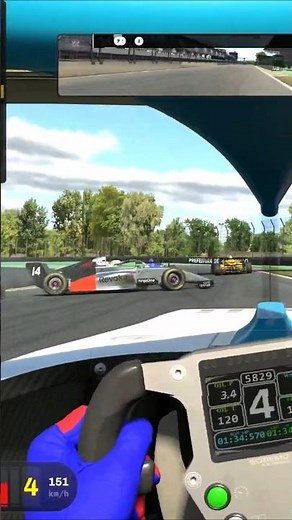 Para ser la F4 de #iRacing, esto es hasta limpio #shorts