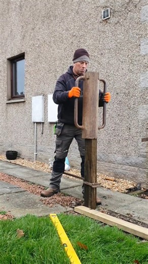 61K views · 1.4K reactions | This seems to be doing the rounds again. My only reel to get over a million views on tiktok, mental  #selfemployed #fencing #fence #post #tools #garden #level #tiktok | Fraser McGregor Fencing | Facebook