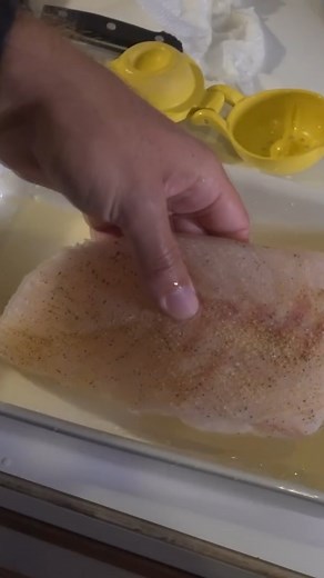 Cooking Up a Tasty Catch #catchandcook #freshfish #cookingfish #eattingfish | South Florida Fishing Channel