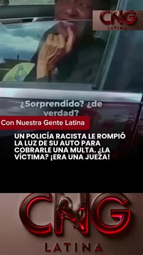 Se conoció que un Policía rompió una de las luces traseras de un vehículo para multar a la conductora, pero nunca se imaginó que aquella mujer fuera una Juez. “El poder no viene en uniforme”: La Jueza. #yahoraque #nomeloesperaba #police #quesusto