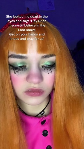 Elizabeth Afton Cosplay Moments in FNAF