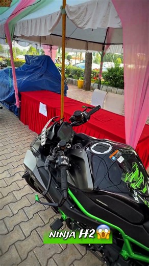 Kawasaki Ninja H2 💚 | Supercharged Beast That Rules the Roads 🔥#kawasaki #ninjah2 #motovlog