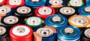 Alkaline Battery: Advantages and Disadvantages | DoItYourself.com