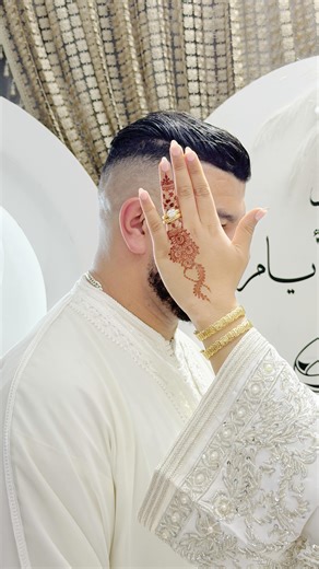 Zima 🤳 on Instagram‎: "من أرادك سيحاول لأجلك 🥹🤍 #تصوير #ايفون #photography #photooftheday #iphonography"‎