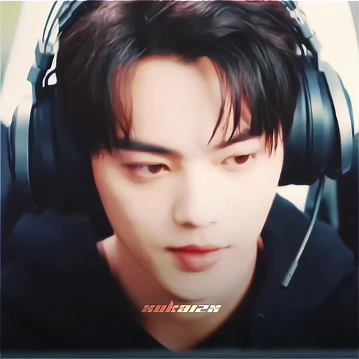 Falling Into Your Smile: A Heartfelt Chinese Drama