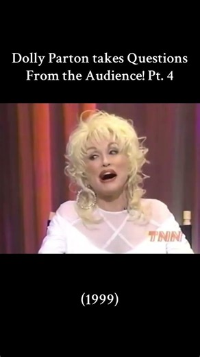 Dolly Parton takes questions from the audience #classiccountry #interview #countrylegend