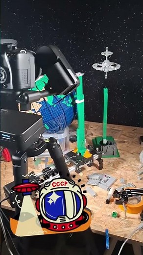 Automatic brickfilming with the Dragonframe software and the Edelkrone material. For "Red Star"