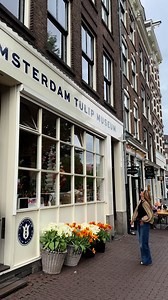 ✨ Discover Amsterdam? Do it in style! ✨ Our Luxury Canal Cruise is the perfect way to experience the city: ✔️ Luxury open boat decorated with flowers 🌸 ✔️ Cocktails & drinks on board ✔️ Personal & unique stories from an enthusiastic host Enjoy the Skinny Bridge, Golden Bend, and more while you relax on the water. 🤩 Experience Amsterdam like never before, book your spot now! | Flagship Amsterdam