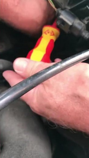 Audi Q5 headlight drl module replacement