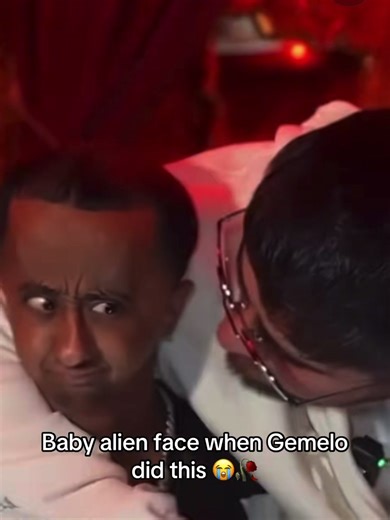 Baby Alien’s face when Gemelo did THIS 😭🥀 #losgemelosdesinaloa #babyalien #paratiiiiiiiiiiiiiiiiiiiiiiiiiiiiiii #paratii #fypシ