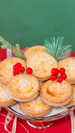 They’re baaaack! 🥧✨ Our famous fruit mince tarts are officially in season again, buttery, spiced, and baked fresh daily. Perfect for gifting… or keeping for yourself 😌 🎄 Pre-order or pop in store today. #MinceTarts #GateauxChristmas #festivebaking | Gateaux By Marc Frissard - Gateaux Mentone