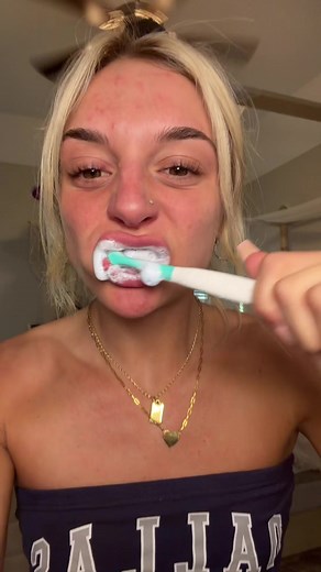 My mouth have felt so clean after using this toothpaste #relationships #teeth #oralhealth #ttshop #toothpaste