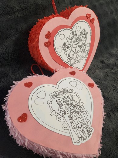 Pinata gift box w/ a color sheet - 12x4x10 inches #pinata #valentinesdaygift #heart #handcrafted