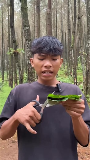 3.3K views | In this way, the scissors can be sharp again #camping #bushcraft #survival | Xeric Pierre | Facebook