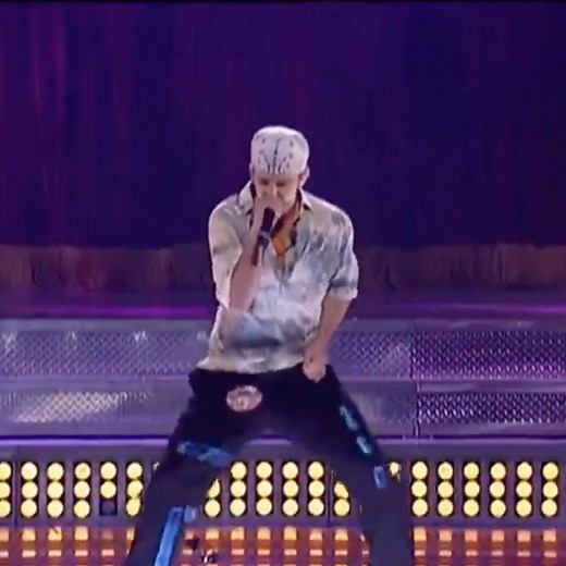 velvey | Justin Timberlake beatboxing (?), No Strings Attached Tour, 2000. | Instagram