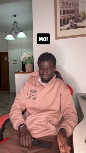 Les gens normaux quand leur télécommande ne fonctionne pas… #france #memes #shortvideo