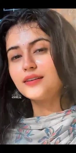 136K views · 9.3K reactions | kaise batai ??? #bhojpuri #bhojpuri_song #viralchallenge | Khushi Tiwary | Facebook